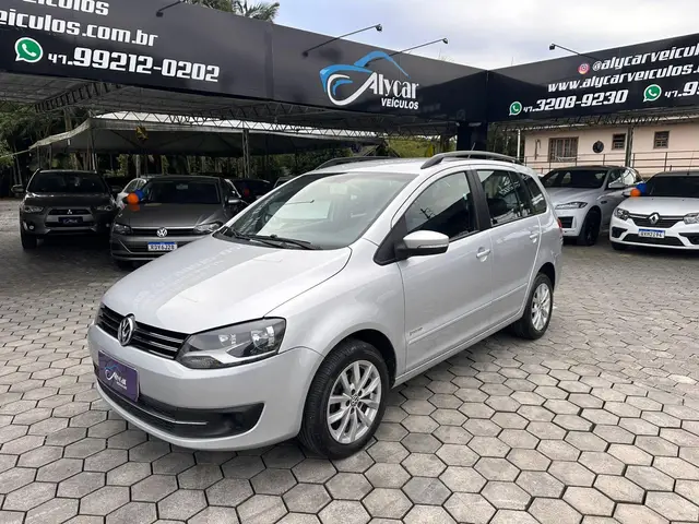 Carro Volkswagen SpaceFox 2013 1.6 8V Trend (Flex)