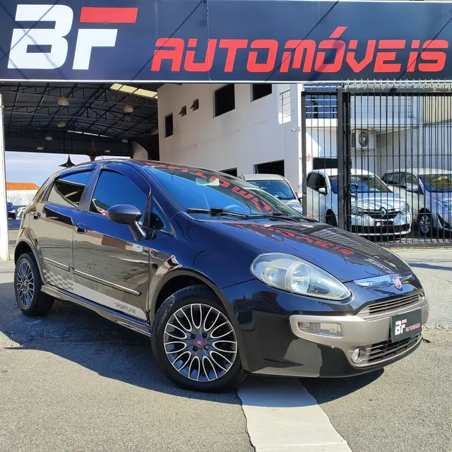 Carro Fiat Punto 2013 Sporting 1.8 16V Dualogic (Flex)