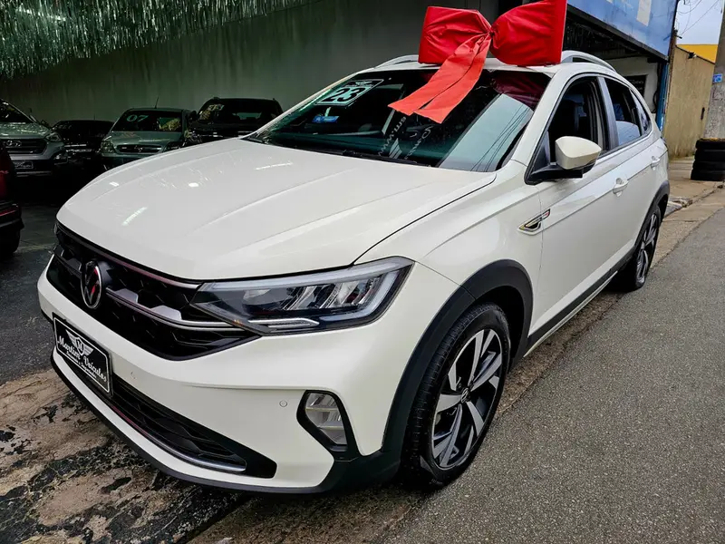 Volkswagen Nivus Highline 200 TSI