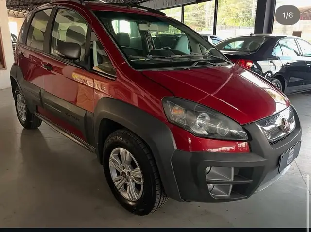 Carro Fiat Idea 2015 Adventure 1.8 16V E.TorQ (Flex)