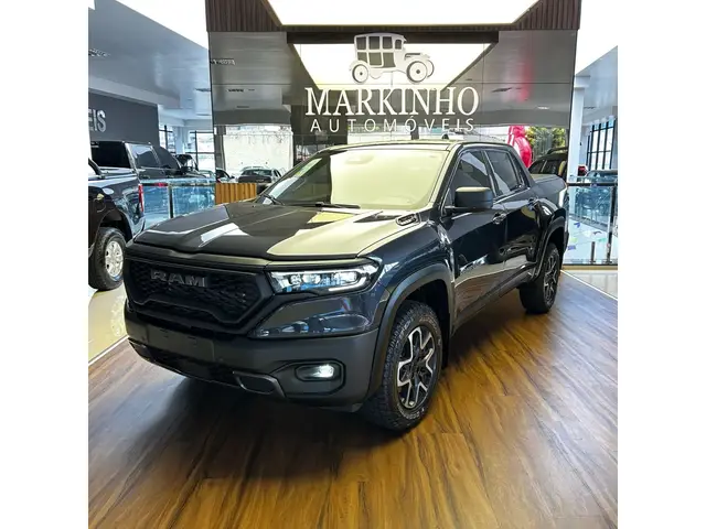 Carro RAM Rampage 2025 Laramie 2.0 Turbo