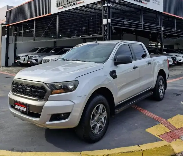 Carro Ford Ranger Cabine Dupla 2017 Ranger 2.2 TD XLS CD 4x4 (Aut)