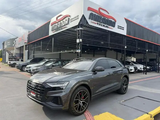 Carro Audi Q8 2020 3.0 TFSI Performance Black Quattro S Tronic