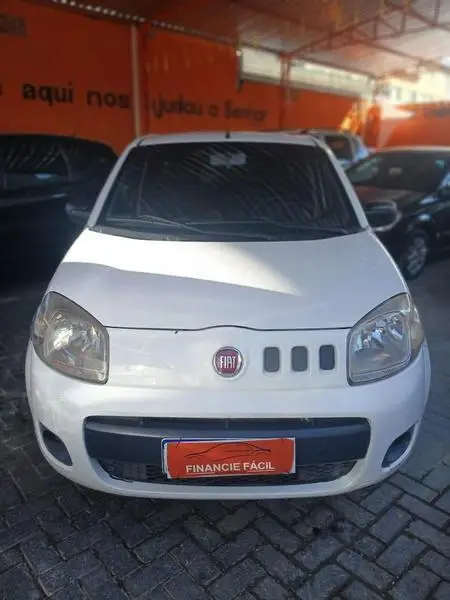 Fiat Uno Attractive 1.0 (Flex) 4p