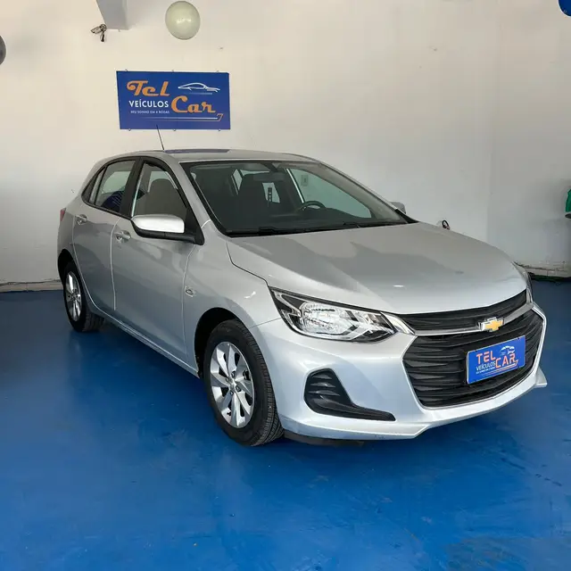 Carro Chevrolet Onix 2023 LT 1.0