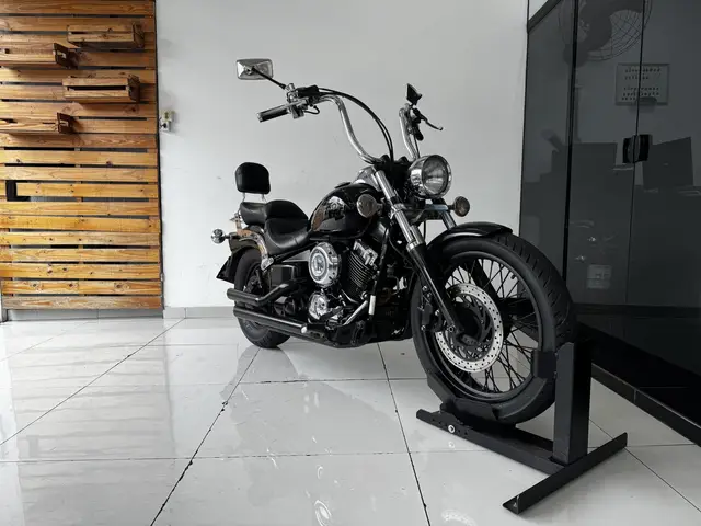 Moto Yamaha XVS 650 2006 Drag Star
