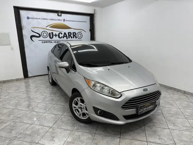 Carro Ford Fiesta Sedan 2014 SE Plus 1.6 RoCam (Flex)
