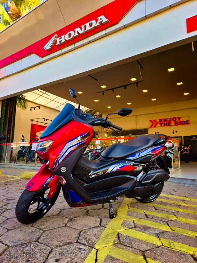 Moto Yamaha NMax 2022 Homem Aranha 160 ABS