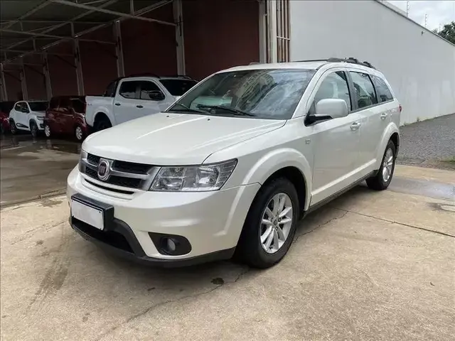 Carro Fiat Freemont 2014 2.4 16V Precision (Aut)