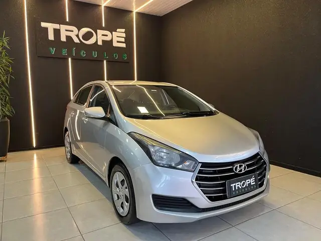 Carro Hyundai HB20S 2016 1.0 Comfort Plus (Flex)