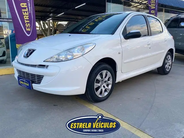 Carro Peugeot 207 2013 Hatch XR 1.4 8V (flex) 4p