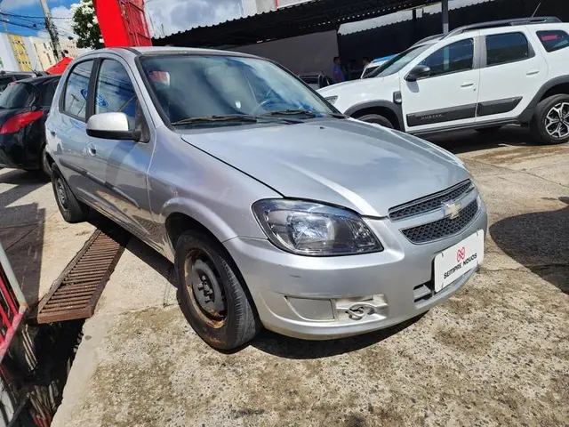 Carro Chevrolet Celta 2014 Advantage 1.0 (Flex)