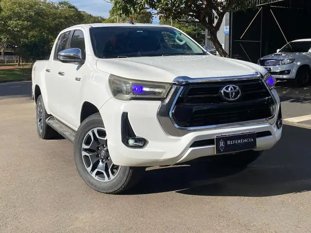 Carro Toyota Hilux Cabine Dupla 2020 Hilux 2.8 TDI CD SR 4x4 (Aut)