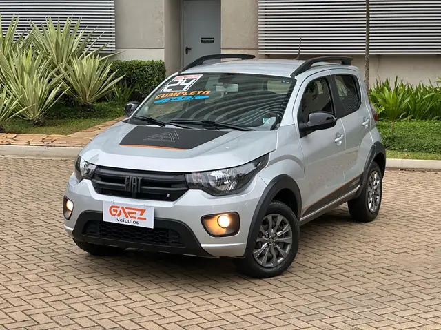 Carro Fiat Mobi 2024 Trekking 1.0