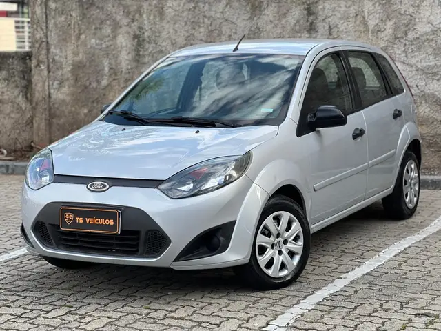 Carro Ford Fiesta Sedan 2013 1.0 (Flex)