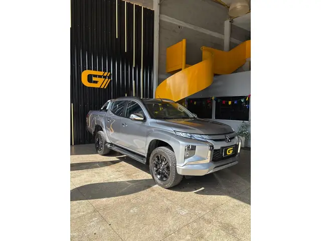 Carro Mitsubishi L200 Triton Sport 2023 HPE 2.4