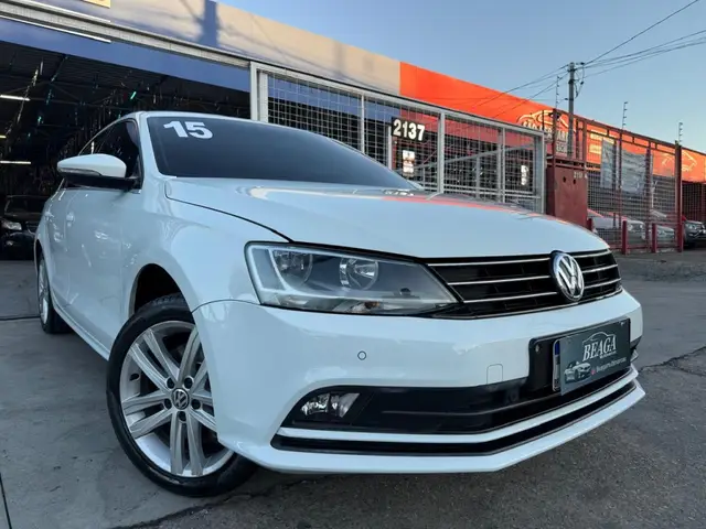 Carro Volkswagen Jetta 2015 2.0 TSI Highline DSG