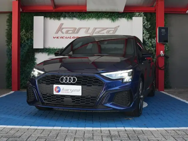 Carro Audi A3 2023 S-Line 2.0