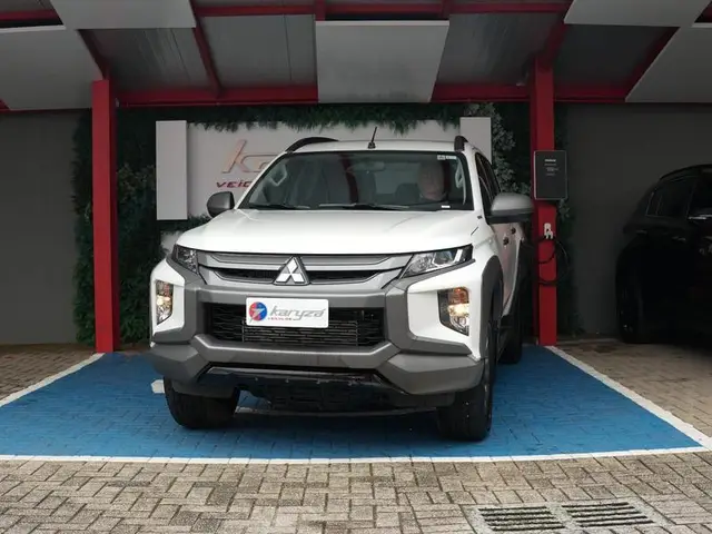 Carro Mitsubishi L200 Triton Sport 2025 Outdoor GLS 2.4