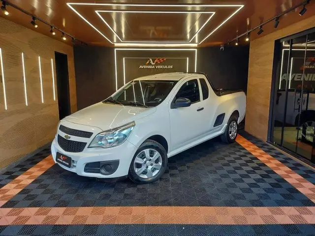 Carro Chevrolet Montana 2019 LS 1.4 (Flex)