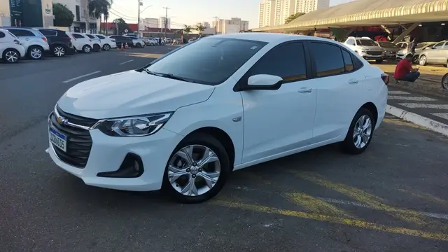 Carro Chevrolet Onix Plus 2023 LTZ 1.0 Turbo (Aut.)