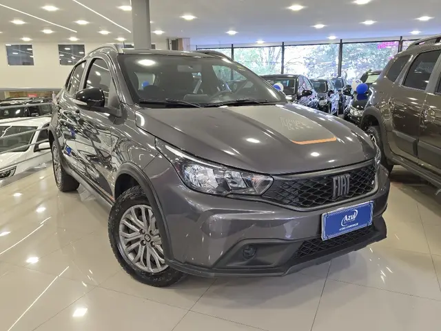 Carro Fiat Argo 2023 Trekking 1.3 (Flex)