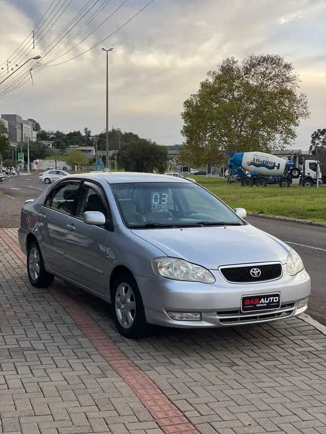 Carro Toyota Corolla 2003 Sedan SEG 1.8 16V (nova série) (aut)