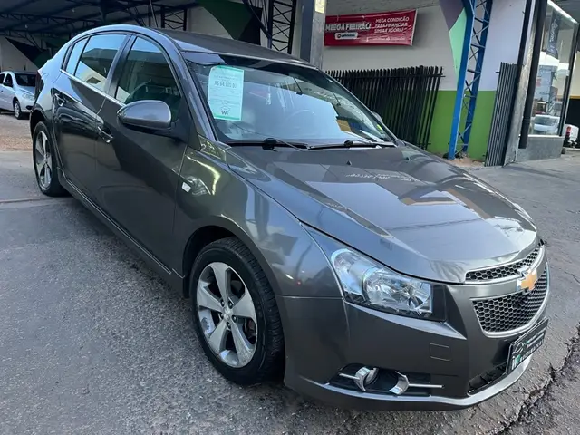 Carro Chevrolet Cruze Sport6 2014 LT 1.8 16V Ecotec (Flex)