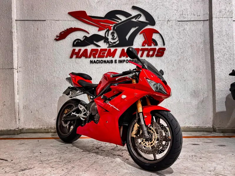 Triumph Daytona 675