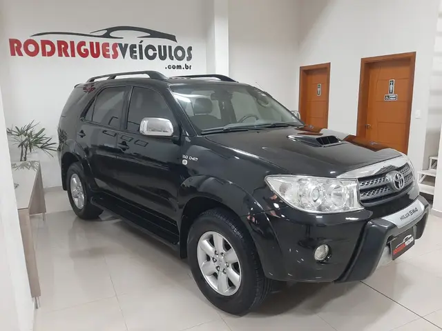 Carro Toyota Hilux SW4 2011 SRV 4x4 3.0 Turbo  (aut)