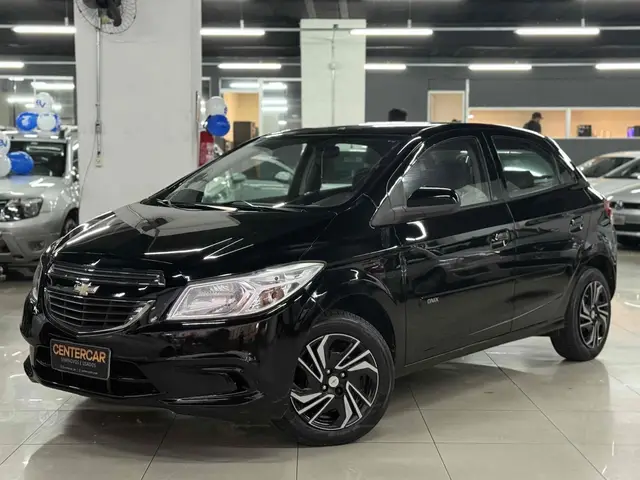 Carro Chevrolet Onix 2015 1.0 LT SPE/4