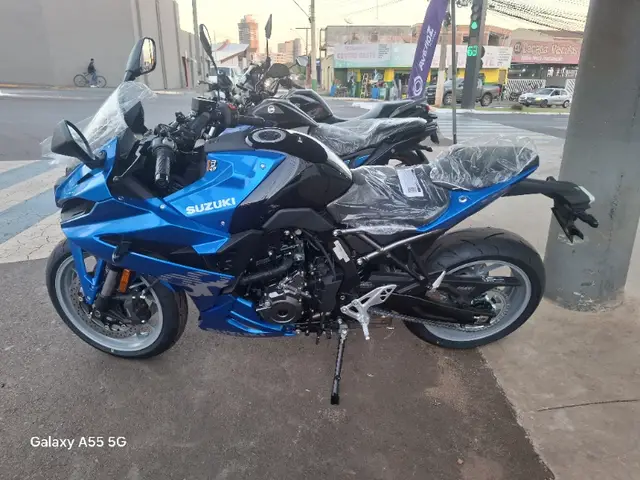 Moto Suzuki GSX-8R 2025 (ABS)