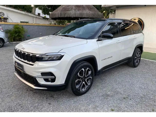 Carro Jeep Commander 2023 Limited 1.3 T270