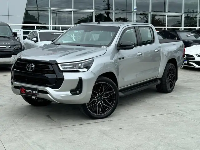 Carro Toyota Hilux Cabine Dupla 2021 SRX 2.8 TDI CD 4x4 (Aut)