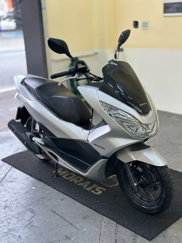 Moto Honda PCX 150 2018 DLX