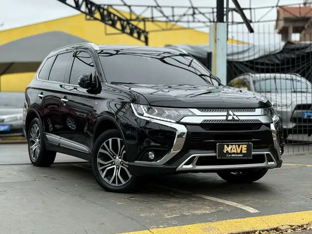 Carro Mitsubishi Outlander 2019 3.0 HPE-S 4WD CVT