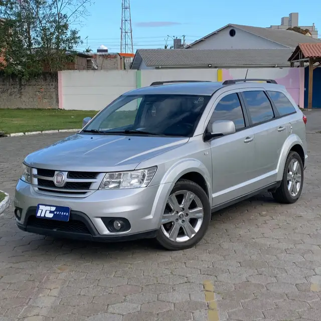 Carro Fiat Freemont 2012 2.4 16V Emotion (Aut)