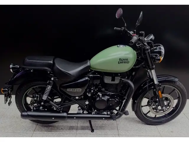 Moto Royal Enfield Meteor 350 2024 Fireball