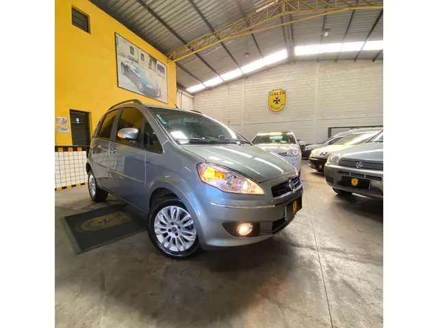 Carro Fiat Idea 2011 Essence 1.6 16V E.TorQ Dualogic (Flex)