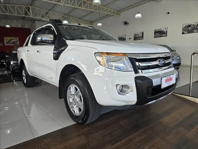 Carro Ford Ranger Cabine Dupla 2014 Ranger 3.2 XLT CD 4x4 (Aut)