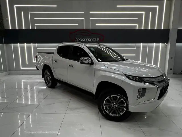 Carro Mitsubishi L200 Triton Sport 2022 HPE-S 2.4 DID-H 4x4 (Aut)