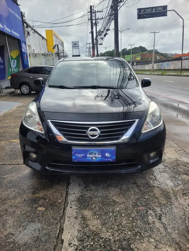 Carro Nissan Versa 2014 1.6 16V SL (Flex)