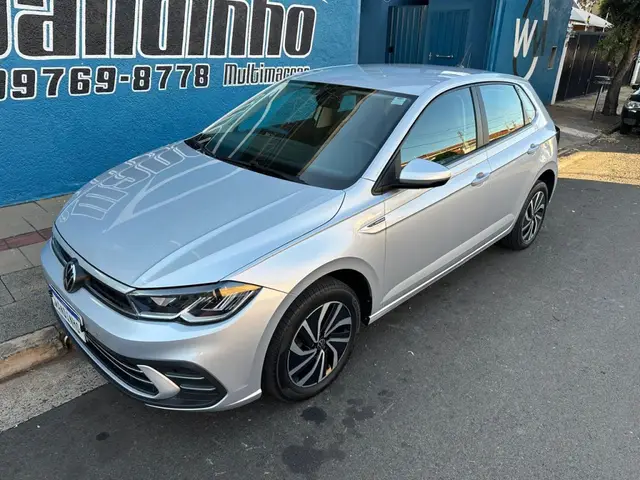 Carro Volkswagen Polo 2023 Highline (Aut) (Flex)