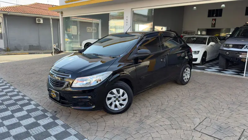 Chevrolet Onix 1.0 LT SPE/4