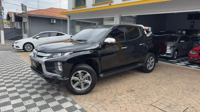 Carro Mitsubishi L200 Triton Sport 2022 HPE 2.4 DID-H 4x4 (Aut)