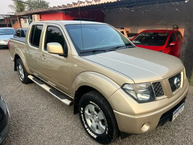 Carro Nissan Frontier 2011 Strike 2.5 4X2