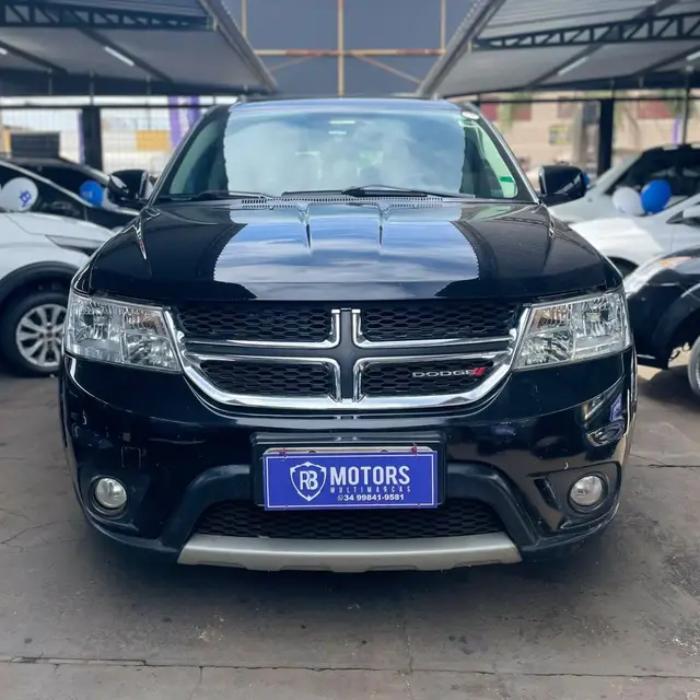 Carro Dodge Journey 2015 RT 3.6 AWD V6 Aut.