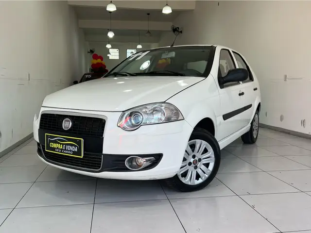 Carro Fiat Palio 2011 Attractive 1.4 8V (Flex)