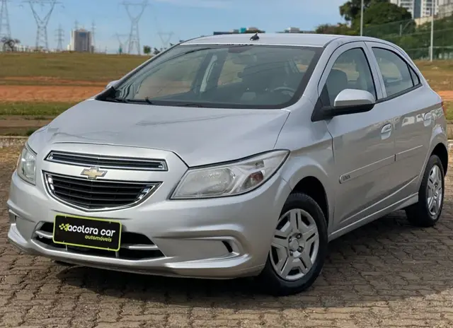 Carro Chevrolet Onix 2015 1.0 LT SPE/4