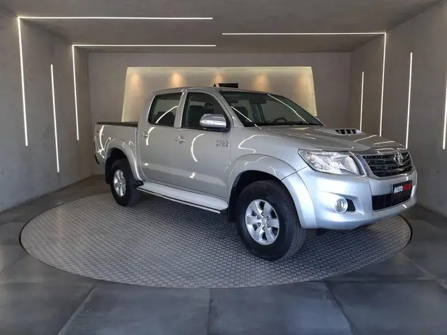 Carro Toyota Hilux Cabine Dupla 2013 Hilux 3.0 TDI 4x4 CD SRV